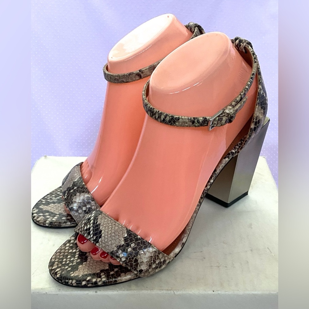 Sportmax snakeskin open toe ankle strap sandals(39)